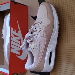 NIKE AIR MAX SC